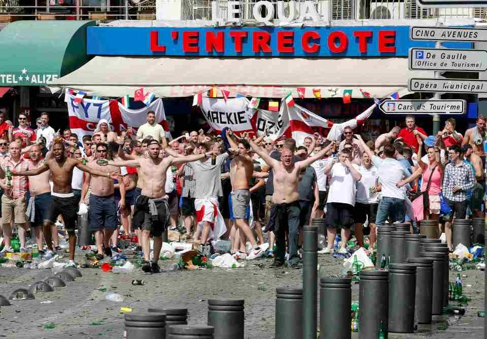 english hooligans marseille