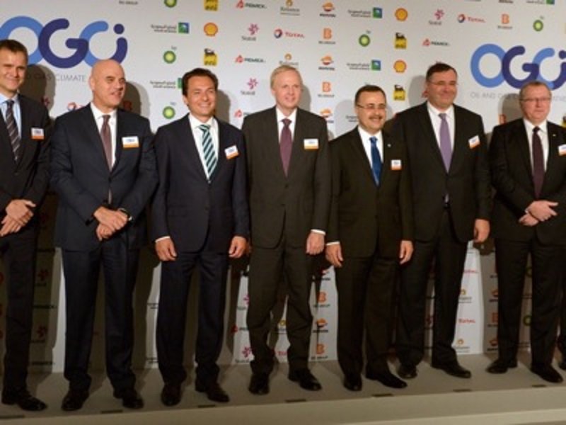 Click to enlarge oil bosses peak oil global chessboard
