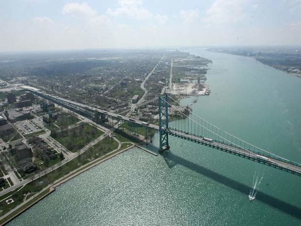 Ambassador bridge