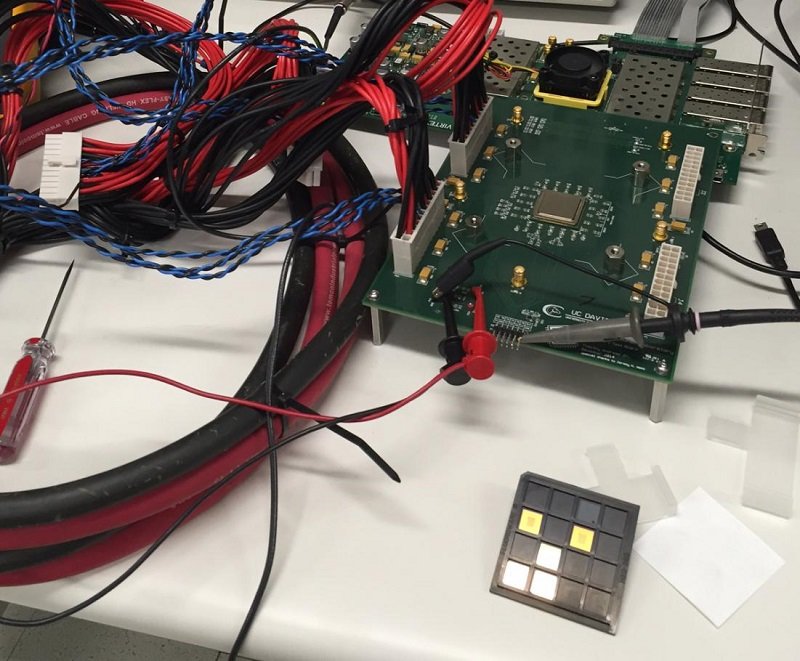 microchip with 1,000 processor cores
