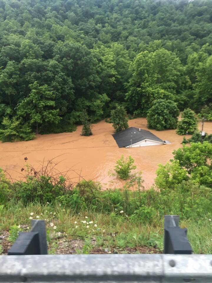 A view of a home in Clendenin from I-79