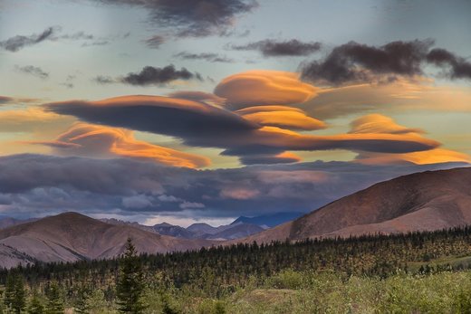 Click to enlarge Lenticular clouds