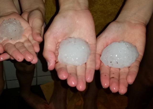 Click to enlarge Giant hail in Netherlands June 2016