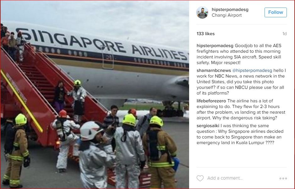 Singapore Airliner  AES firefighters