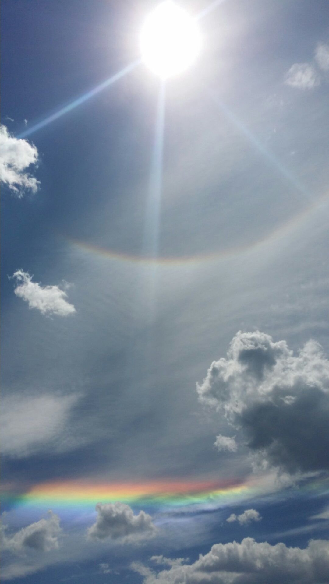 Click to enlarge Sun halo and fire rainbow