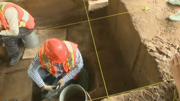 Click to enlarge Archaeological dig in Fredericton