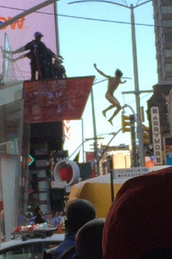 naked man times square
