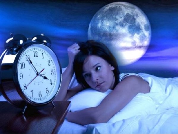 full moon and sleep