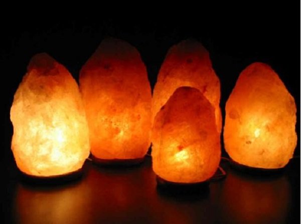 himalayan salt lamp