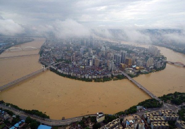 Click to enlarge China flood