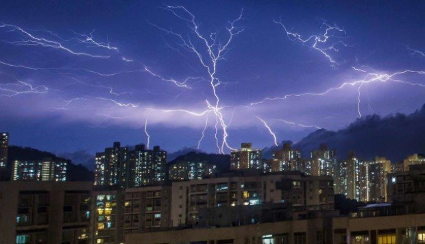 Click to enlarge Twelve hours of thunder, lightning and rain has the city talking about a night to remember