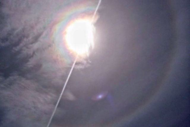 Click to enlarge Solar halo Teesside, UK