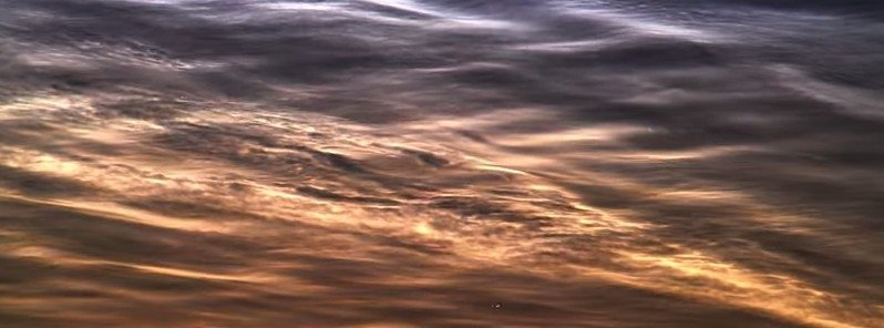 Click to enlarge Noctilucent clouds in Denmark