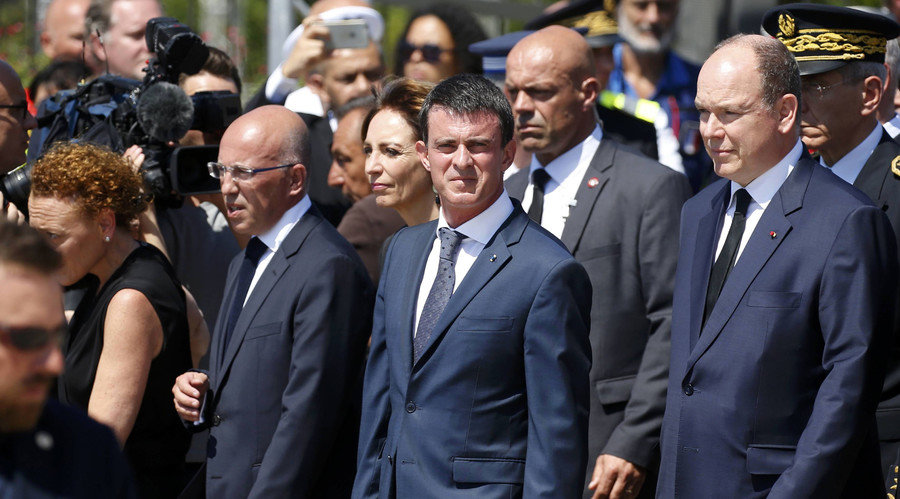 Click to enlarge French Prime Minister Manuel Valls