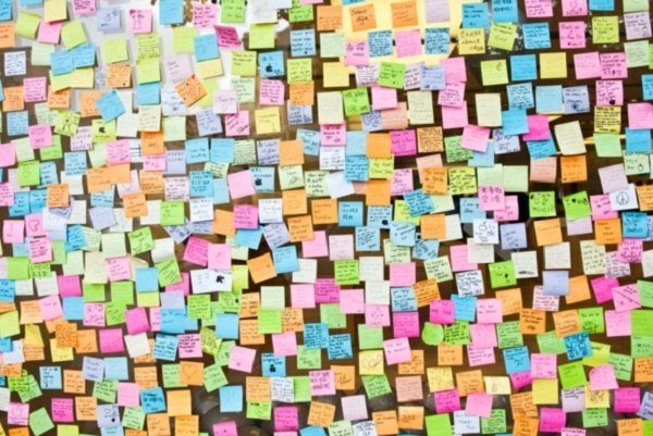 coloured memo notes