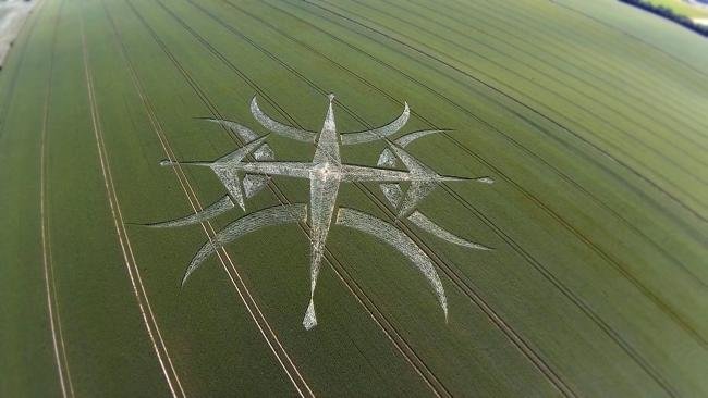 crop circle near stonehenge