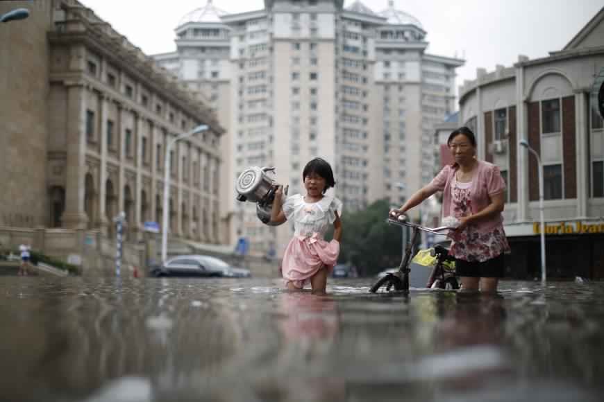 Click to enlarge floods in Tianjin, China