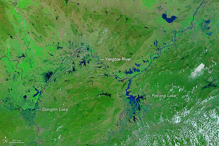 Click to enlarge Yangtze River basin, China, 27 March 2016.