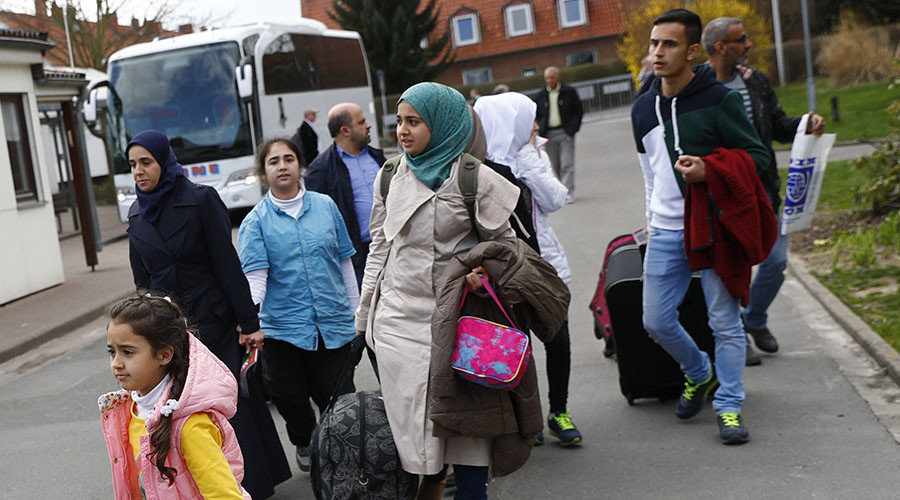 Click to enlarge Syrian refugees