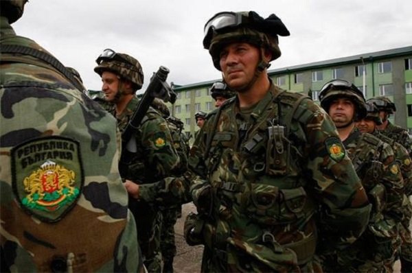 Bulgaria military