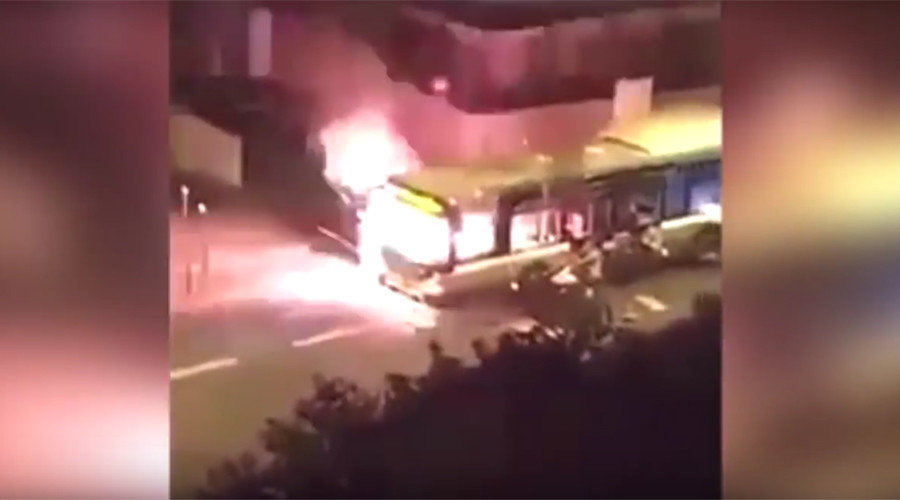Click to enlarge Saint-Denis bus fire