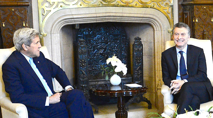 Click to enlarge Kerry, Macri