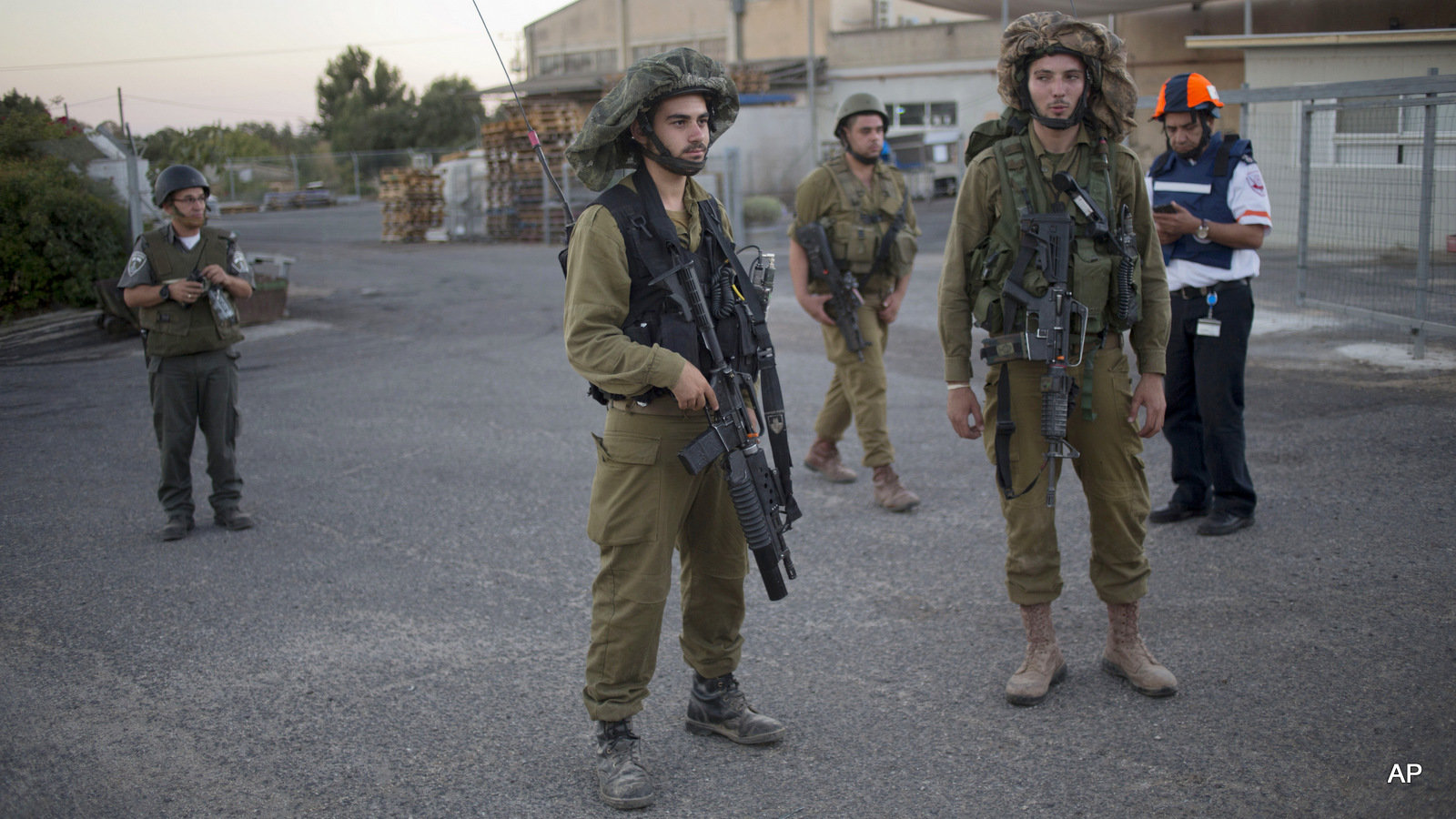 Israeli soldiers