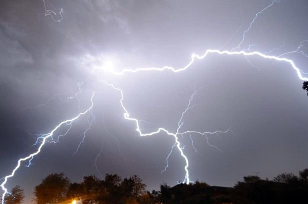 Lightning storm over Edinburgh taken looking over the Royal Infirmary