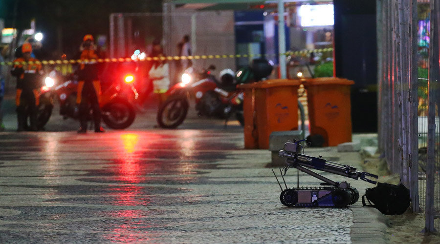 Click to enlarge Bomb disposal robot