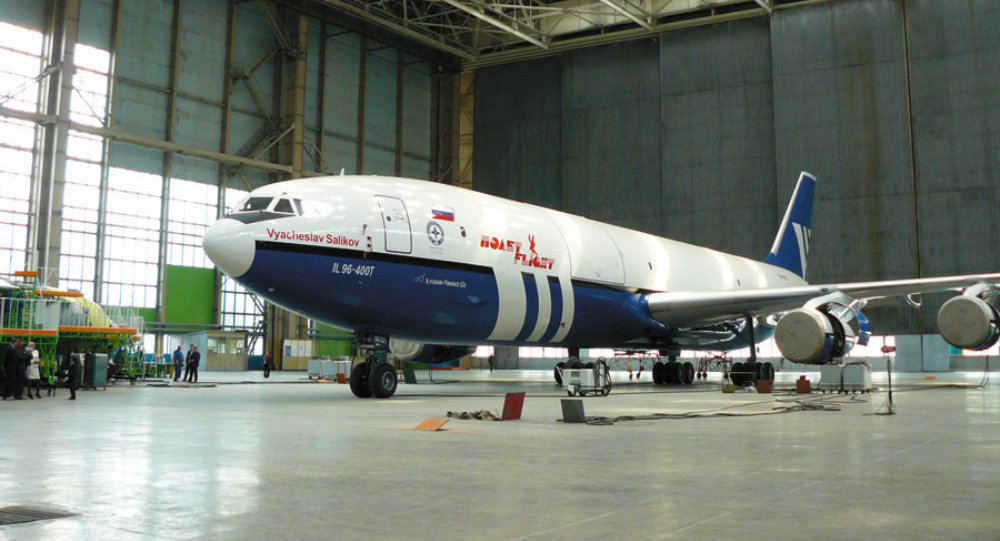 modified Ilyushin Il-96-400 wide-body aircraft