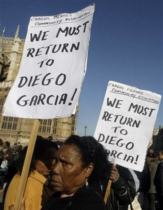Click to enlarge Deigo Garcia protests US base refugees