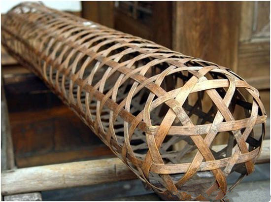 A bamboo lady