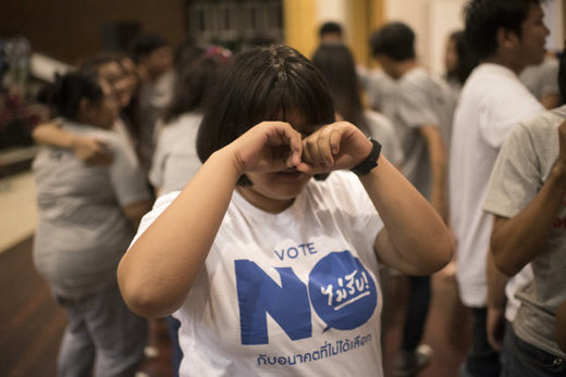 Click to enlarge thai referendum