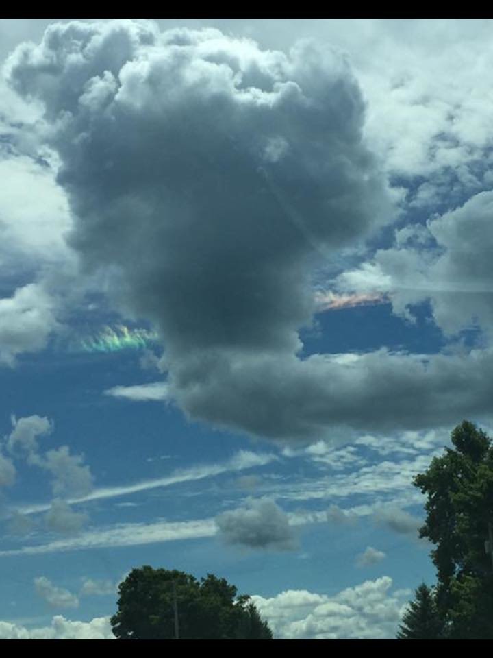 Click to enlarge Circumhorizontal arc in Michigan