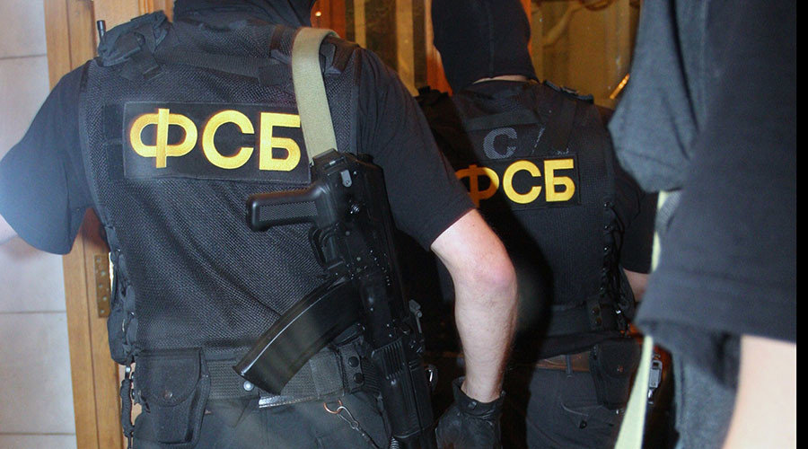 Click to enlarge Federal Security Service (FSB) officers