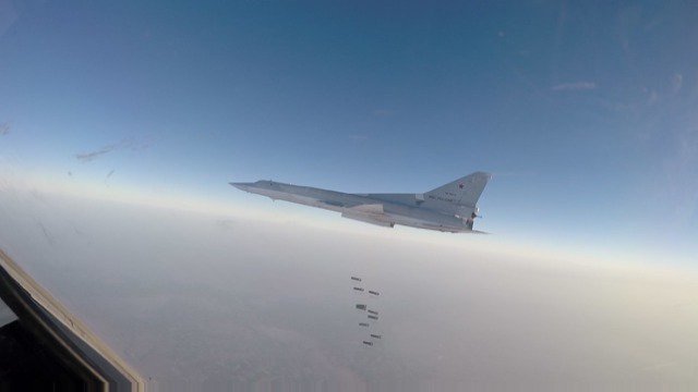 Click to enlarge Russians bombing Daesh