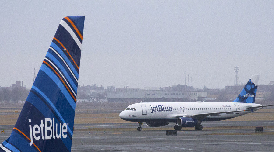 Jet Blue aircraftt