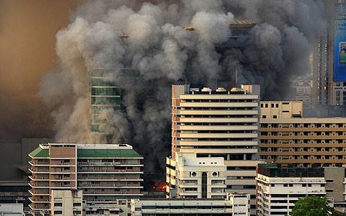 Click to enlarge Thailand city hall bomb