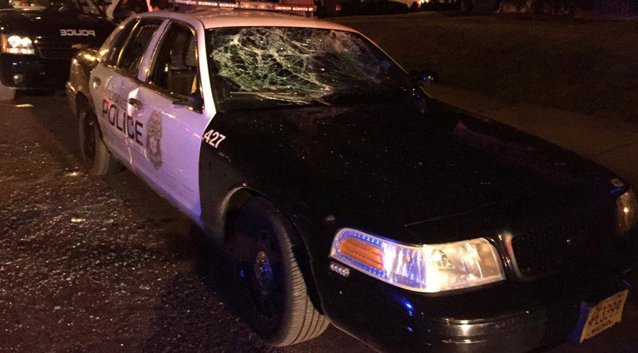 Click to enlarge Milwaukee police car damaged