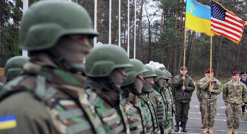 US and Ukraine soldiers