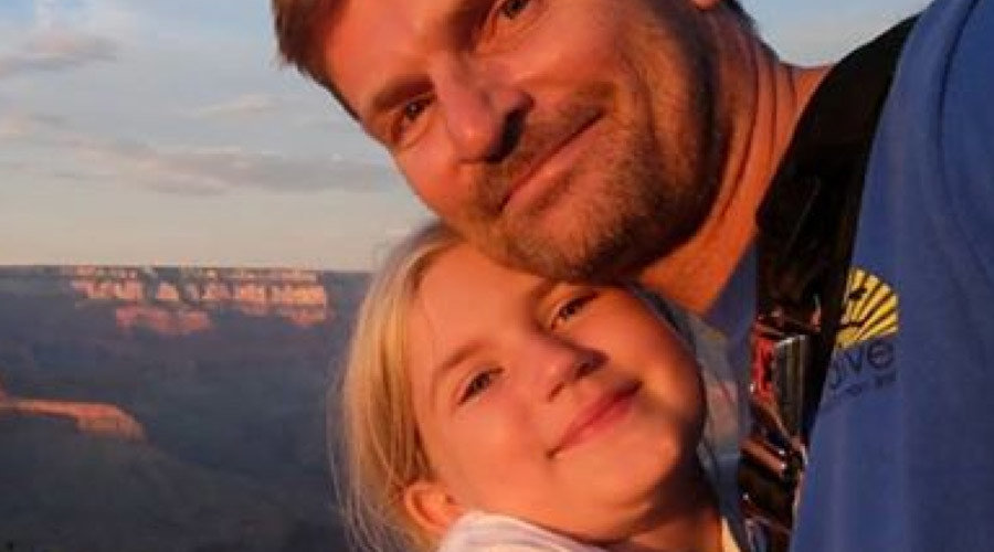 arizona cop gunpoint family