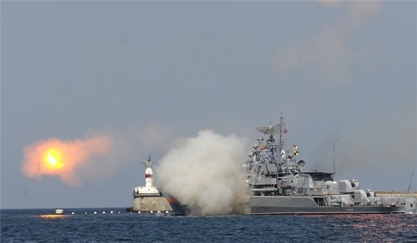 Russian warships attack in Syria