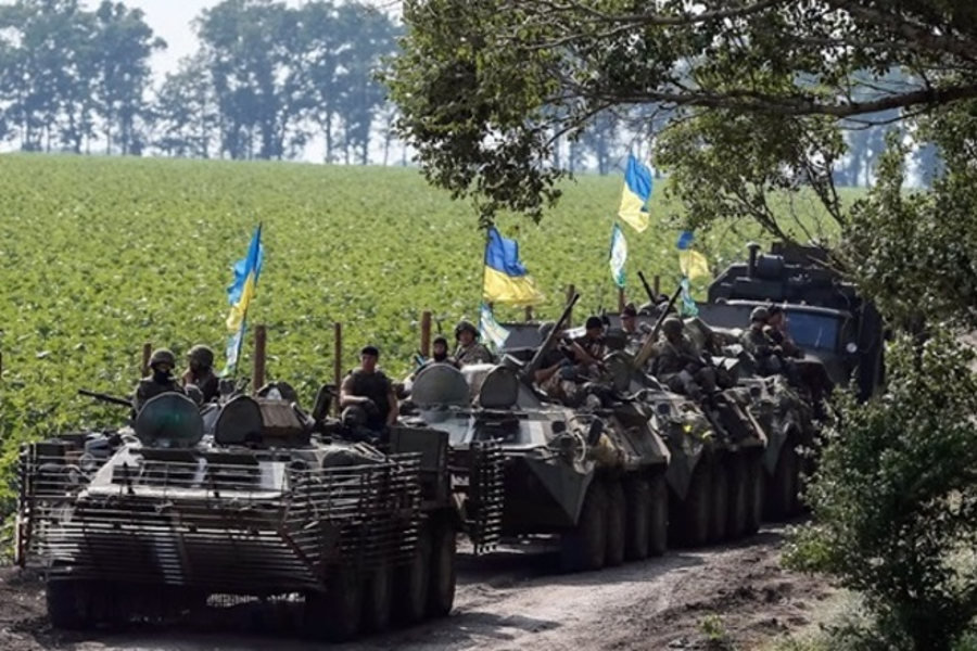 Ukrainian Army tanks Donetsk