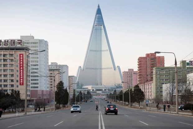 Click to enlarge Ryu-Gyong Hotel, Pyongyang