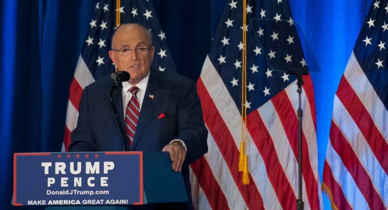 Click to enlarge rudi giuliani trump