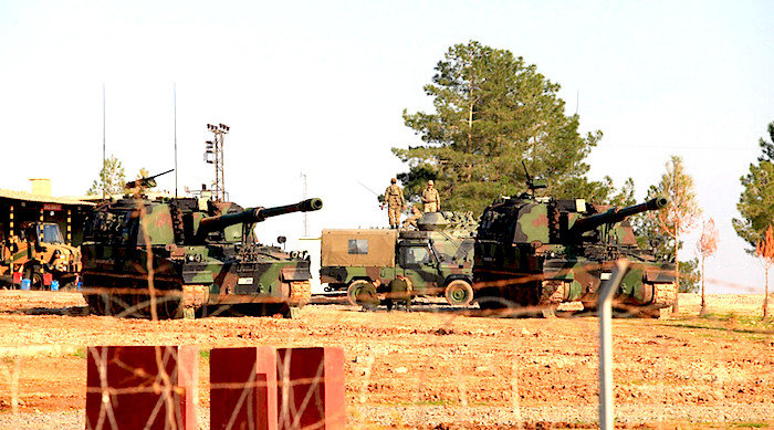 Click to enlarge 2 Gun tanks