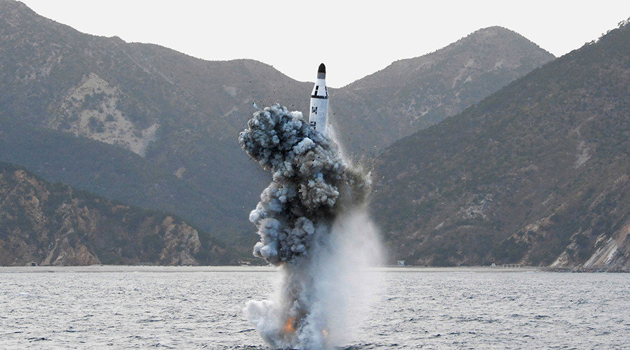 Ballistic missle fired from submarine
