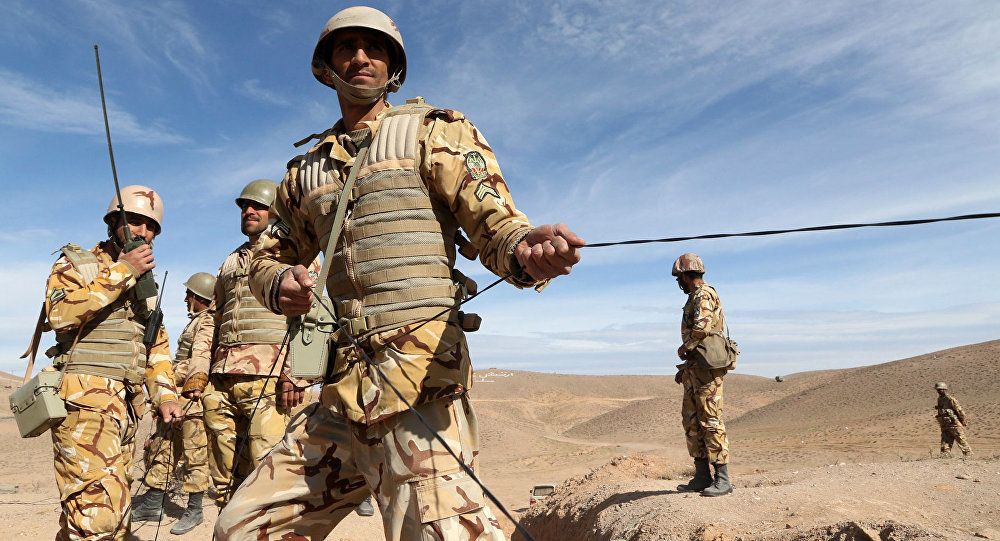 Click to enlarge Iranian Soldiers