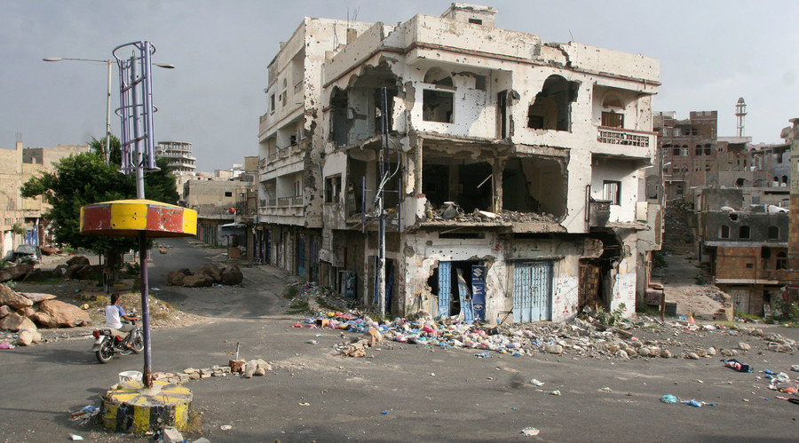 Click to enlarge airstrike Taiz Yemen