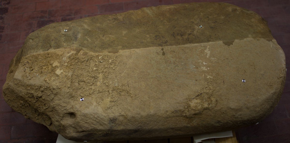 Stele found at Poggio Colla_1